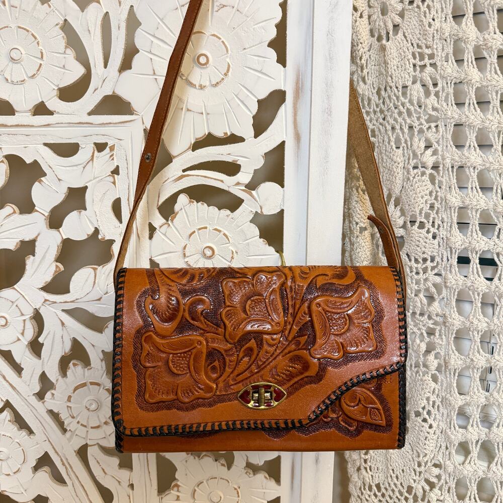 Reversible Vintage Artisan Made Cow Hide Tooled Leather Purse